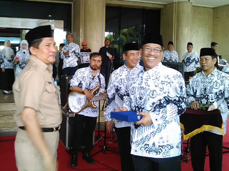 Pencarian PGRI Mamberamo Raya - Persatuan Guru Republik Indonesia Cabang Mamberamo Raya